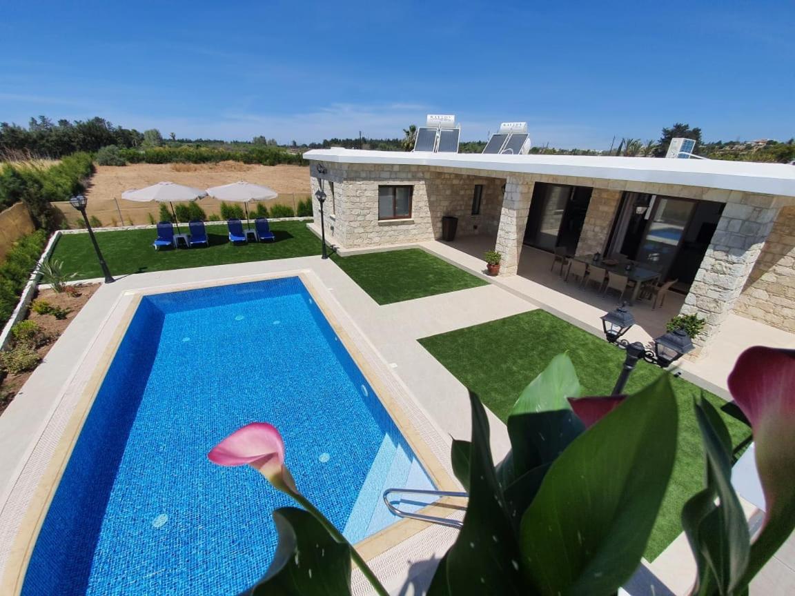Villa Yermanina Geroskipou Exterior foto