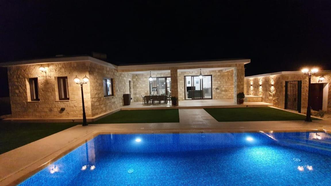 Villa Yermanina Geroskipou Exterior foto